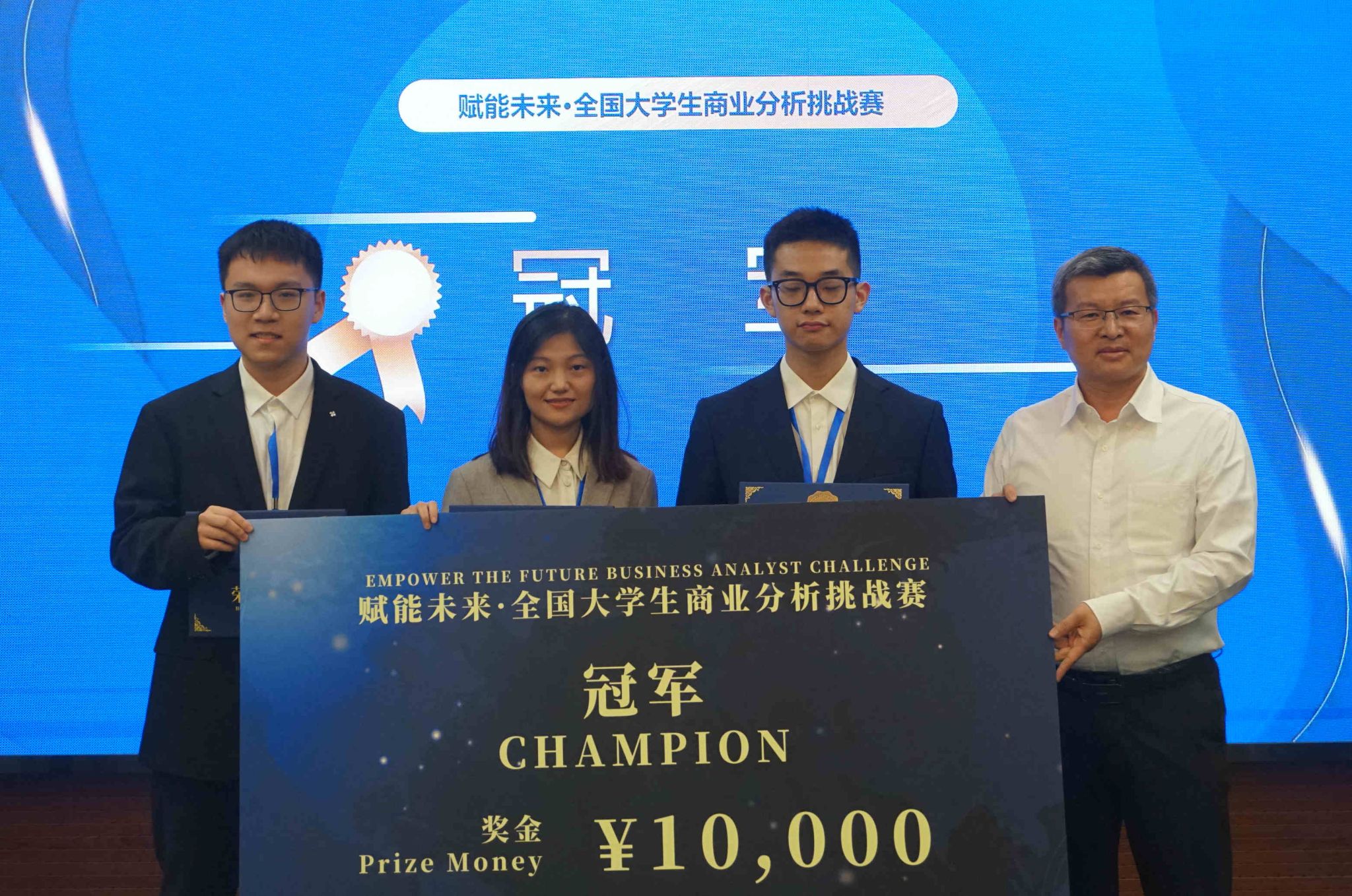 20c3f4566ae310873359f9257c922f9_副本.jpg